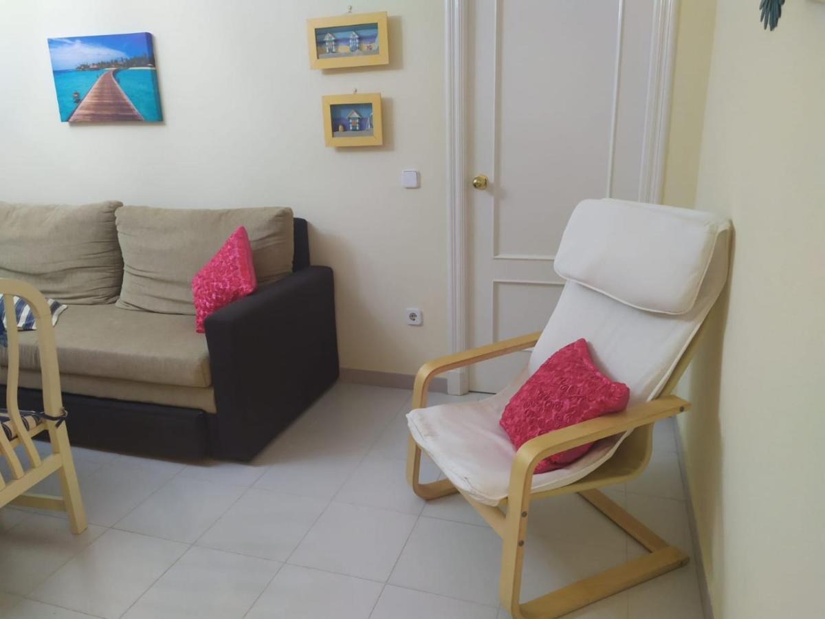 Acogedor Apartamento A 100 M. De Pinares Y Playa Rota Exterior foto
