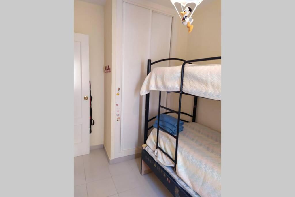 Acogedor Apartamento A 100 M. De Pinares Y Playa Rota Exterior foto